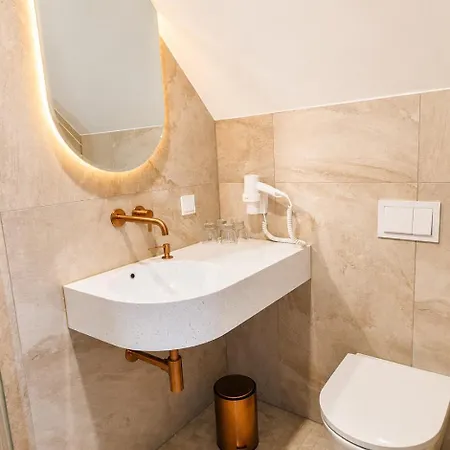 Reiu Centre Tatil parkı Pärnu